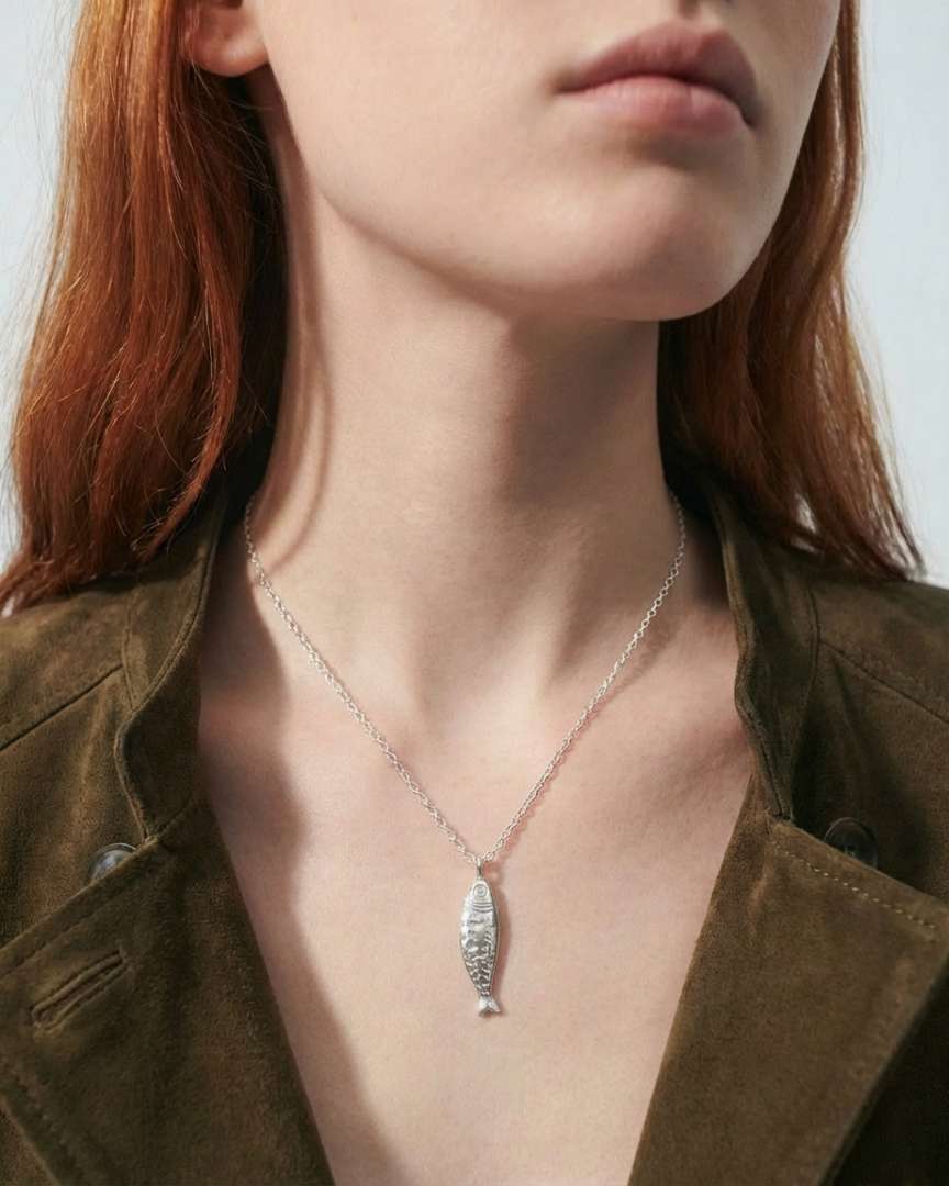 Collar Fish Silver