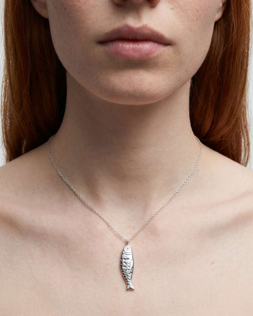 Collar Fish Silver