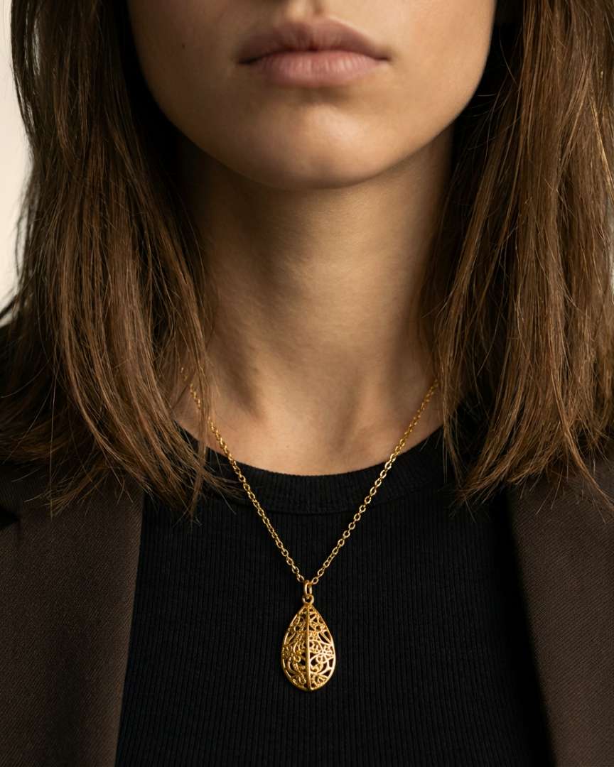 Collar Leaf
